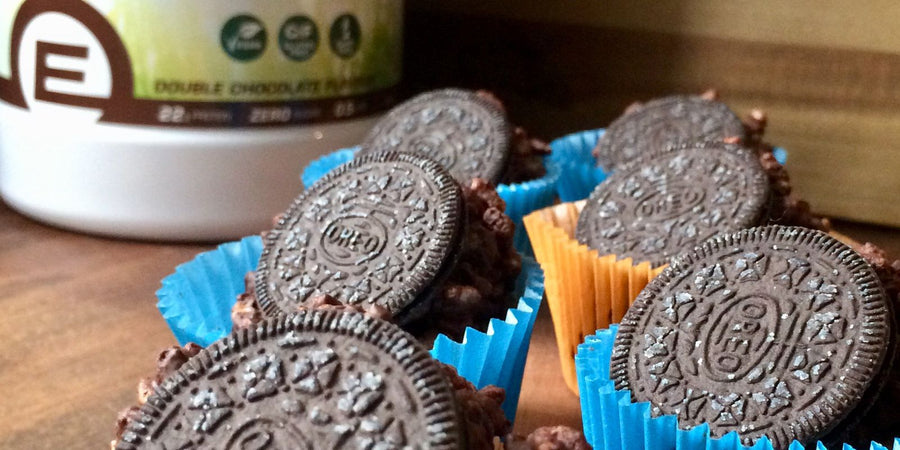 Vegan Oreo Crispy Cakes